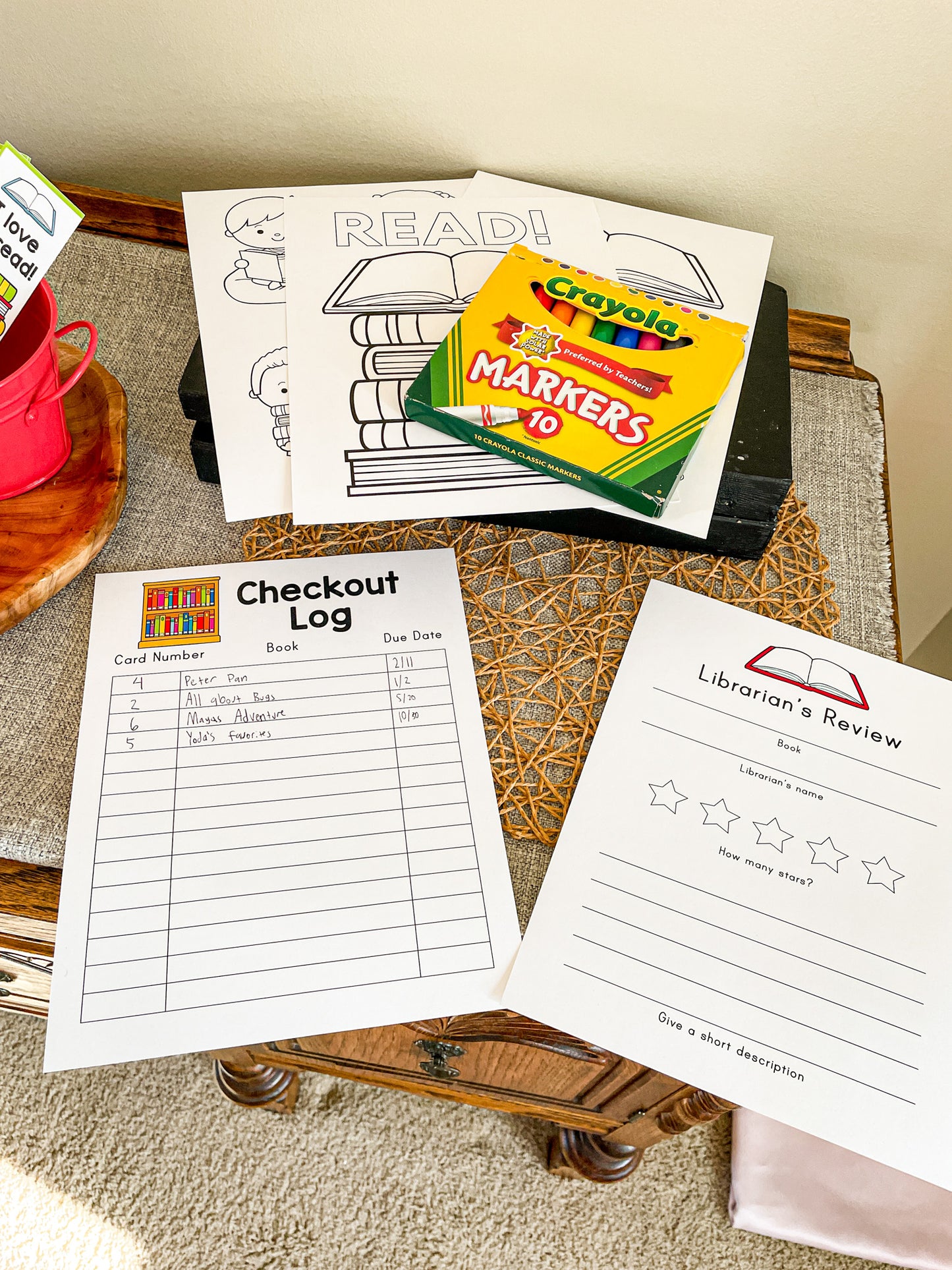 Library pretend play printables by Confetti Crate
